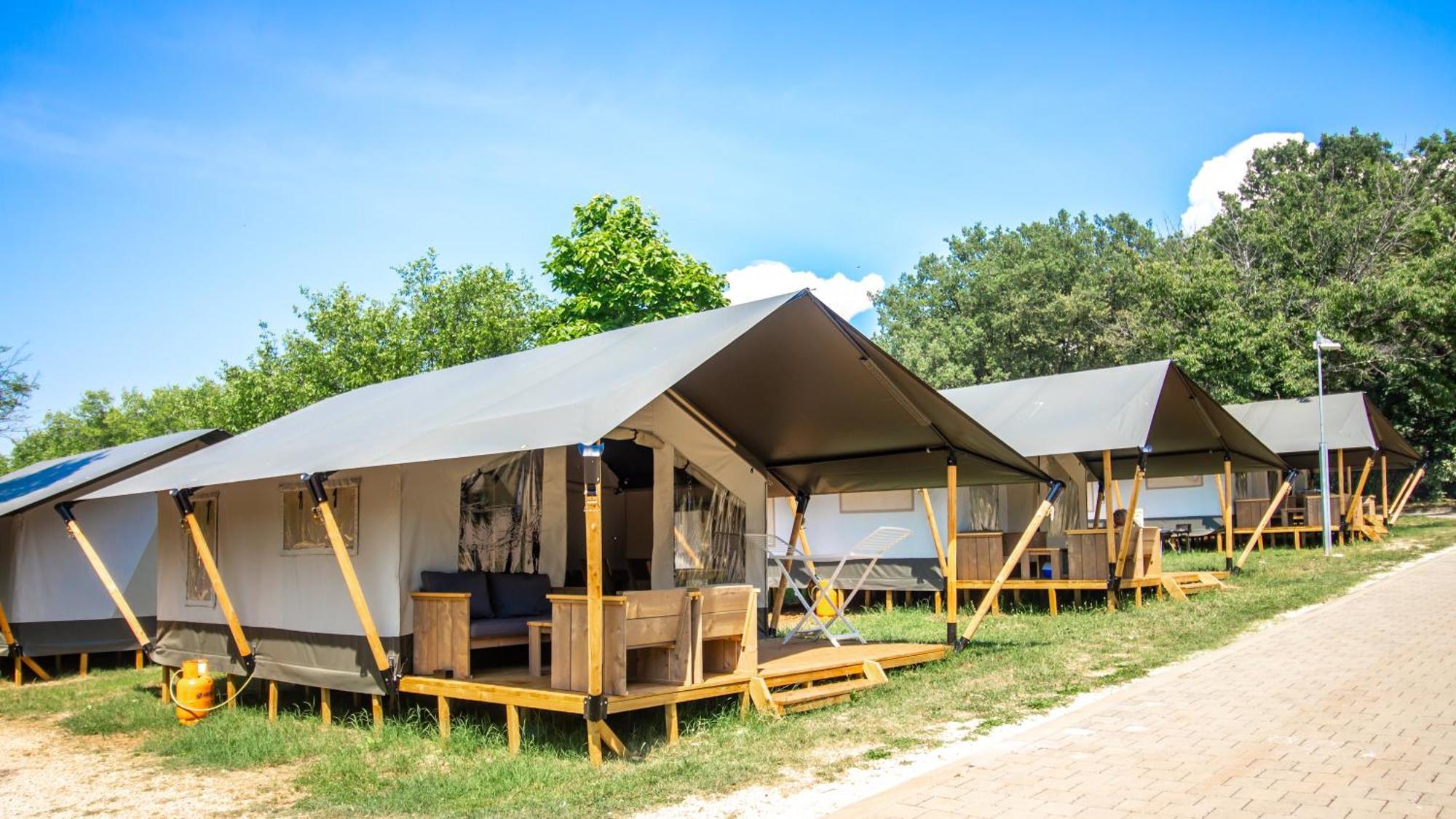 Easyatent Camping Porto Sole Vrsar Bagian luar foto